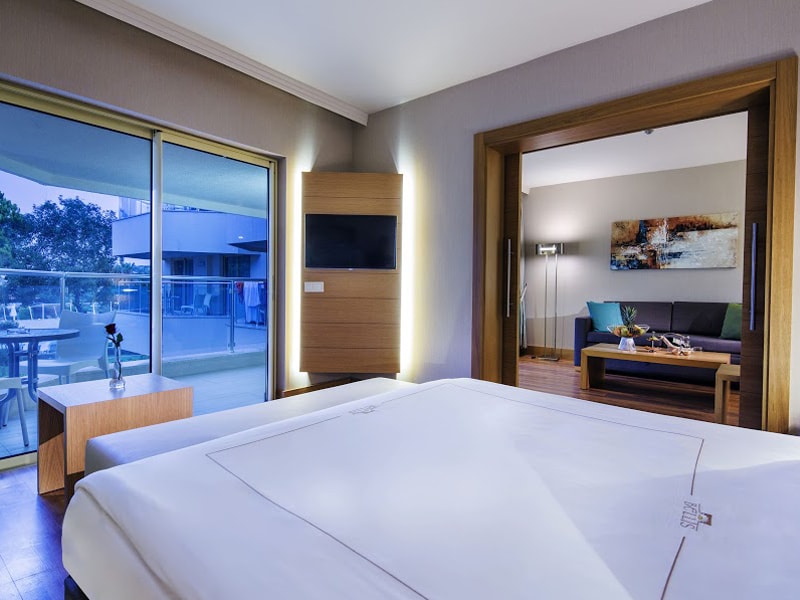 Camellia Superior.jpg