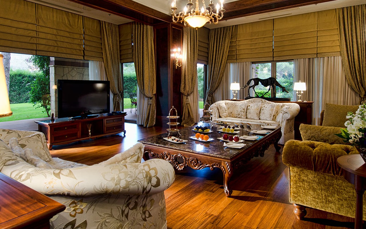 SERENITY PRESIDENTIAL VILLA.jpg