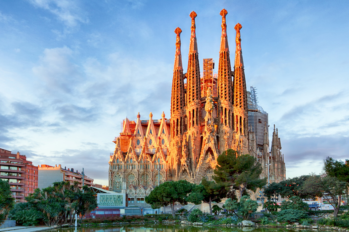 1494149904_sagrada-familia-antoni-gaudi.jpg