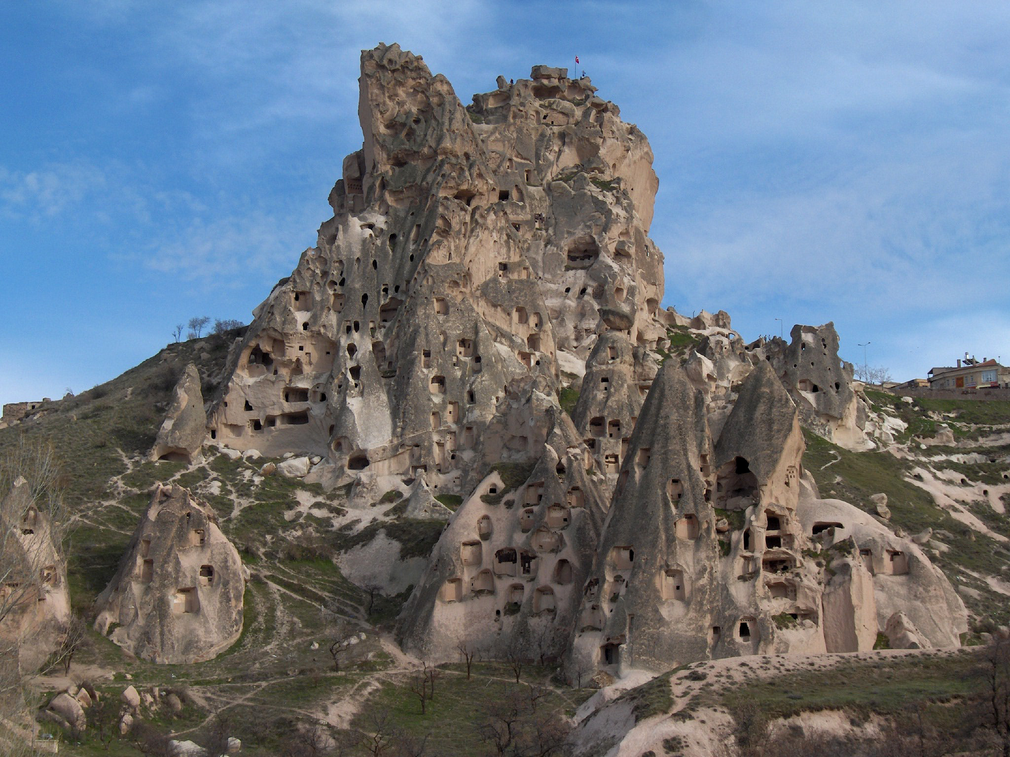 Учхисар - копия.jpg